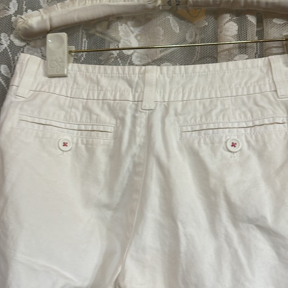 Lilly Pulitzer size 2, white cotton shorts with pockets, front and back - Picture 3 of 5